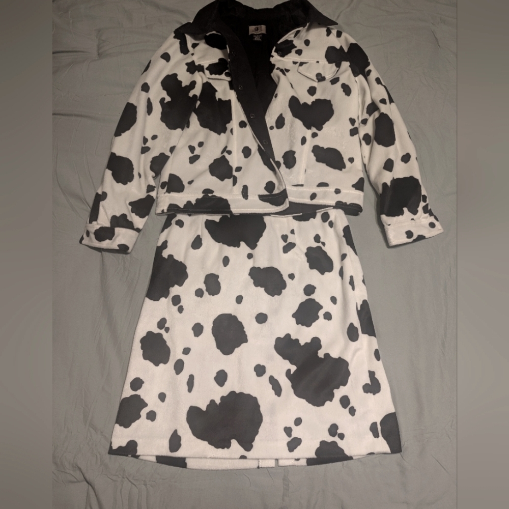 Women's two piece cow print set